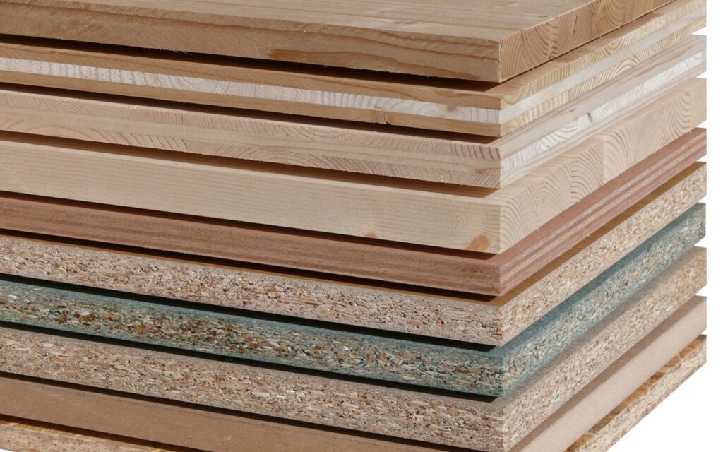 Différant type de panneaux de bois